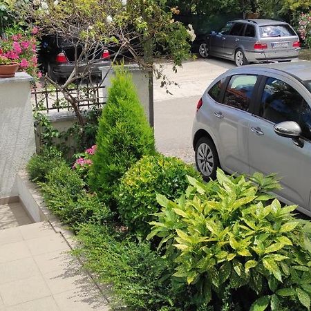 Apartman Eli 로비니 외부 사진