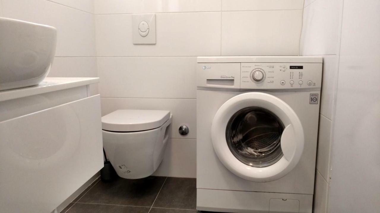 Apartman Eli 로비니 외부 사진